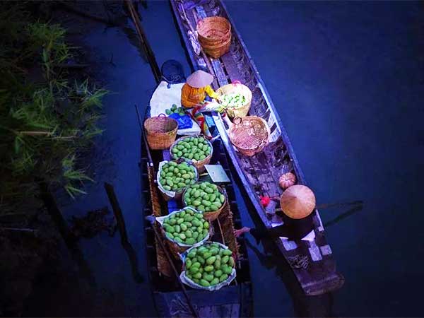 Can Tho Floating Market