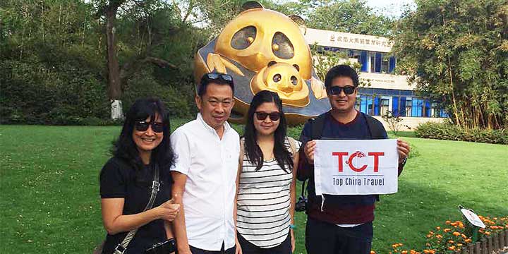 clients at Chengdu Research Base of Giant Panda Breeding