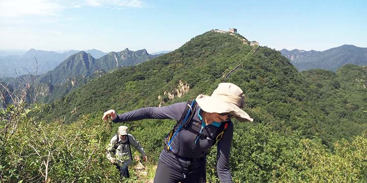 Great Wall Hiking