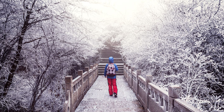 Winter in Mt. Huangshan