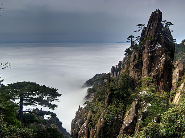 5 Days Huangshan & Xin’an River Trekking Tour