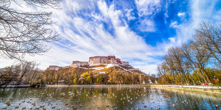 Famous Landmarks in China - Potala Palace