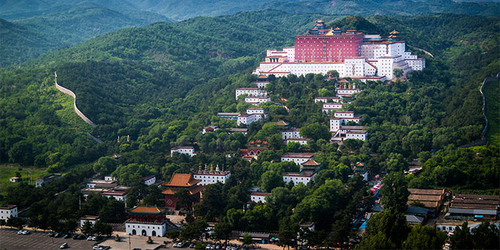 Pu Tuo Zong Cheng Temple