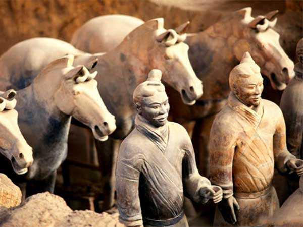 How was Qin Terracotta Warriors Discovered