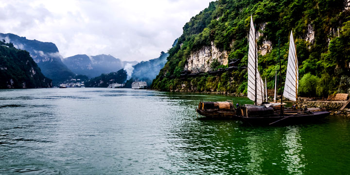 Qutang Gorge-Yangtze River