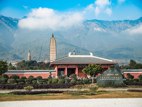 best time to visit dali - erhai lake