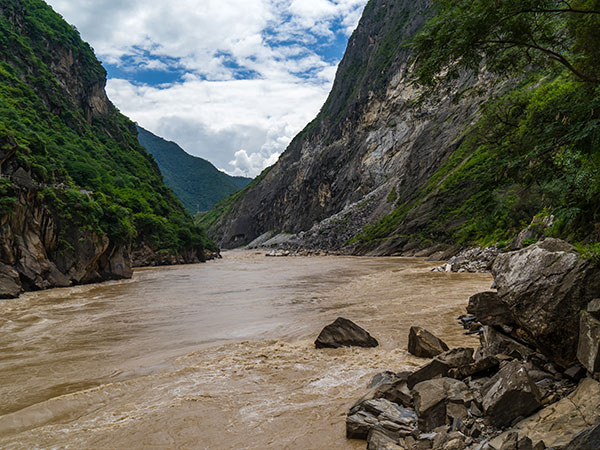 China Top Hiking Routes - Tiger Leaping Gorge