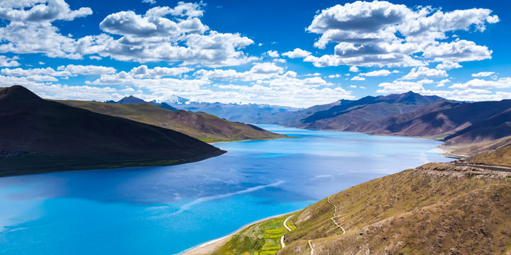 Yamdrok Lake-travel to Tibet from India