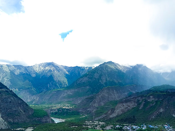 Yarlung Zangbo Grand Canyon